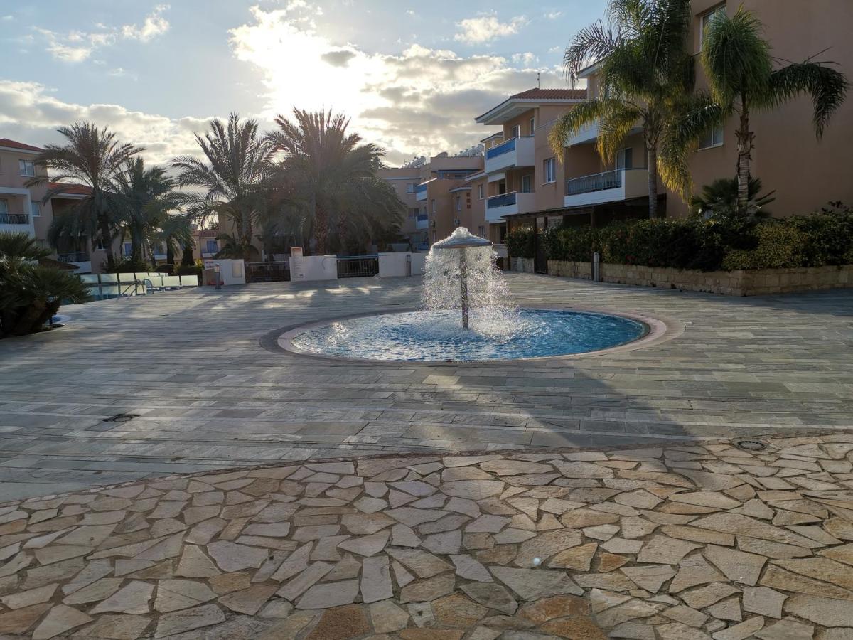 Iris Village, Near Kings Avenue Mall - By Imh Travel & Tours Paphos Kültér fotó