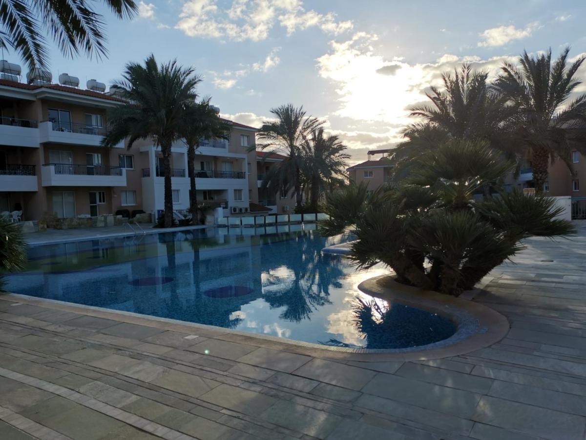 Iris Village, Near Kings Avenue Mall - By Imh Travel & Tours Paphos Kültér fotó