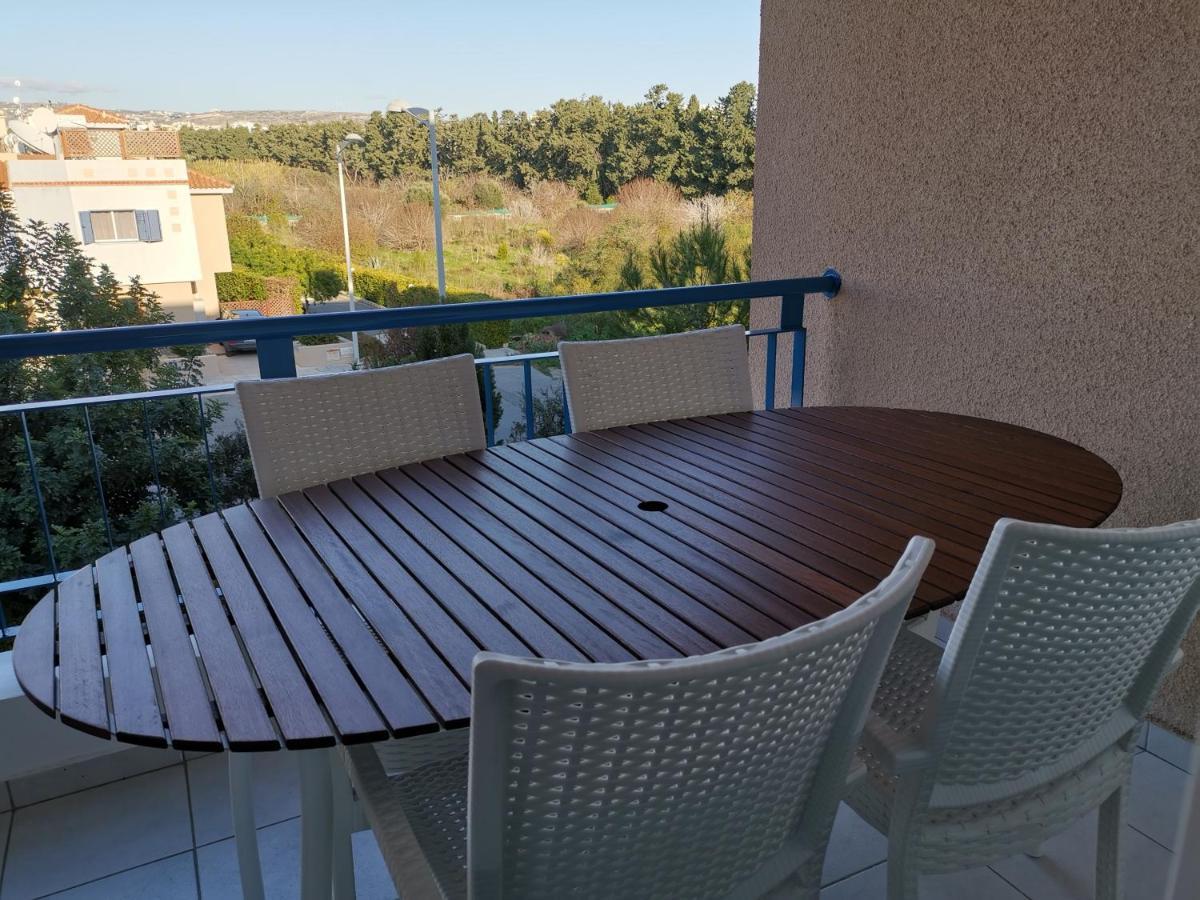 Iris Village, Near Kings Avenue Mall - By Imh Travel & Tours Paphos Kültér fotó
