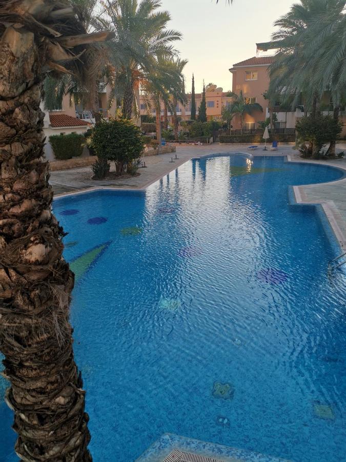 Iris Village, Near Kings Avenue Mall - By Imh Travel & Tours Paphos Kültér fotó